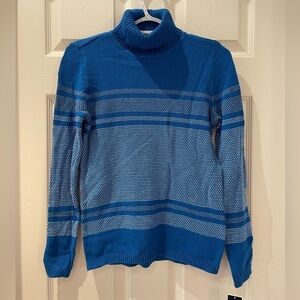 Karen Scott Blue/White turtle neck sweater